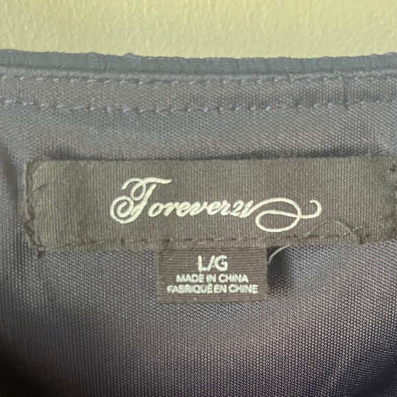 Forever 21 Navy Romper | Size L | Gently Worn | Tall Girl Friendly + Pockets - Picture 3 of 5